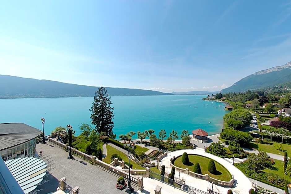 Le Palace De Menthon