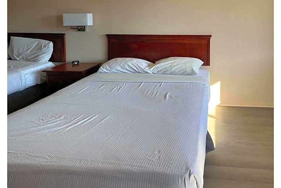 Studio 6 Millington TN