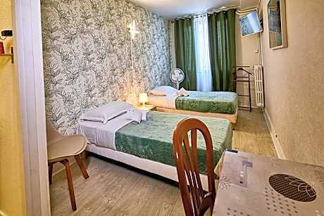 Single Room with Shared Shower and Toilet