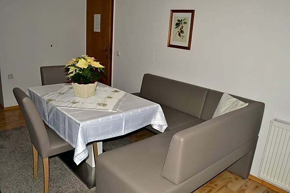 Appartements Ferienwohnungen Alpenblick