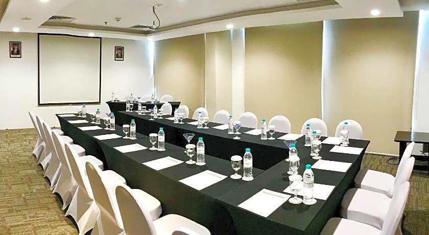 D'Primahotel Petitenget Seminyak