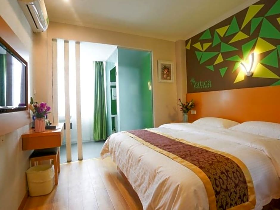 Vatica Hefei Lujiang Road Hotel
