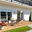 BURSZTYN - BERNSTEIN APARTMENTS