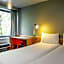 Ibis Paris La Villette Cite Des Sciences 19Eme