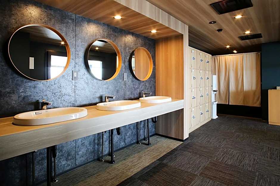 Okazaki New Grand Hotel