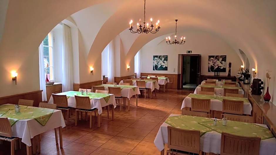 CAREA Hotel Fürstenhof