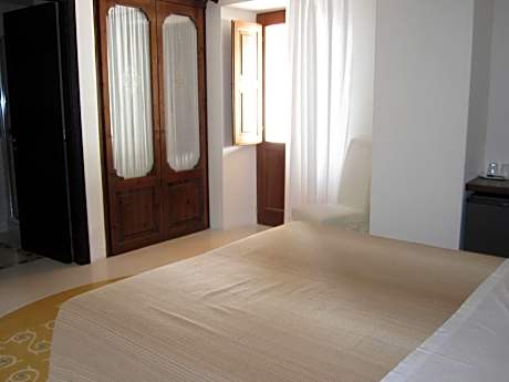 Superior Double Room with Terrace and Sea view