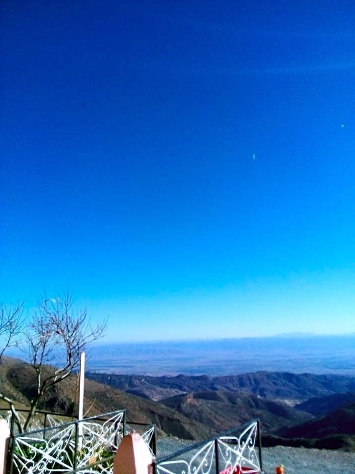 Tizi N Test LA BELLE VUE HOTEL Cafe Restaurant 2100M alt