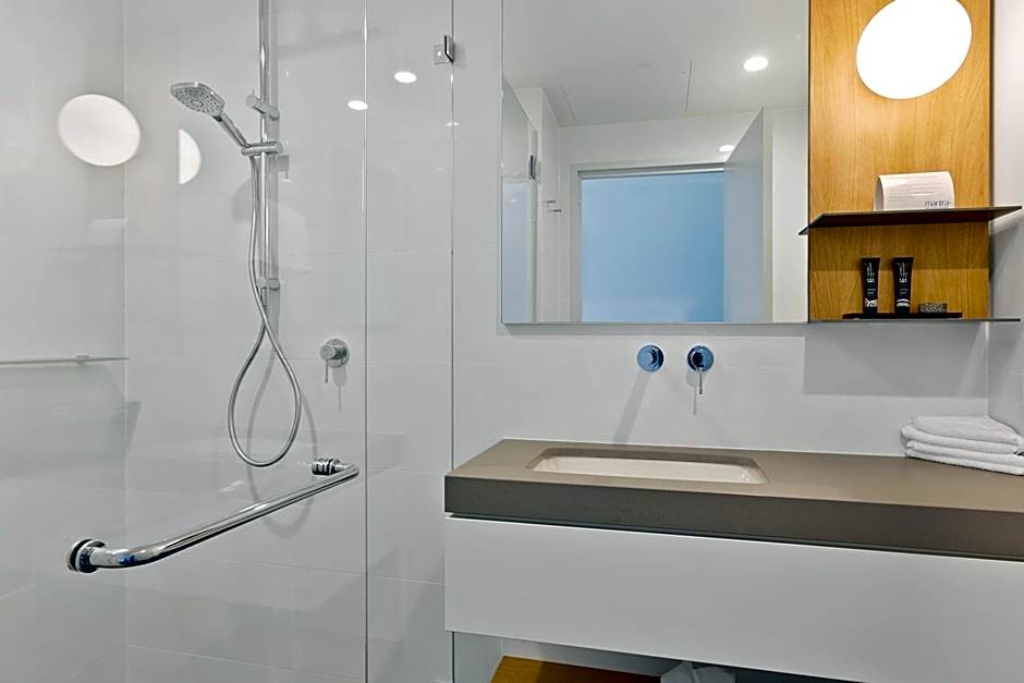 Mantra on Sydney Airport