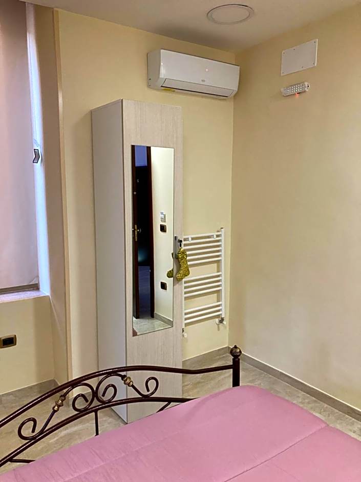 B&B LA REGGIA DI RIHANNA spa