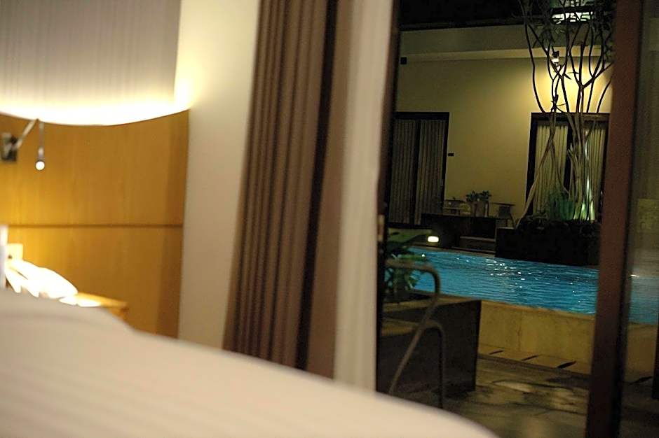 ILLIRA Lite Praya Lombok