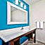 La Quinta Inn & Suites by Wyndham Niagara Falls