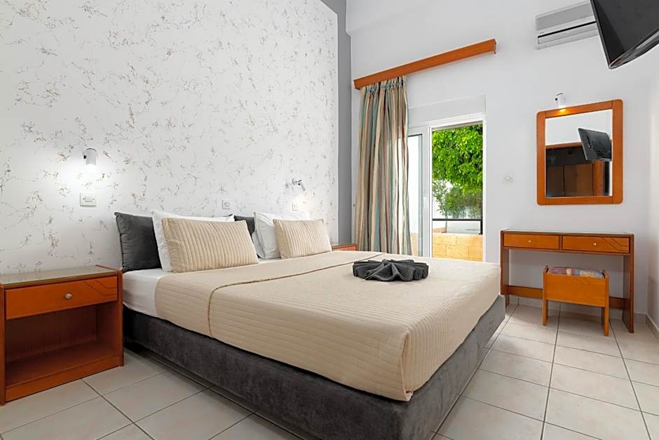 Vlycha Beach Apartments