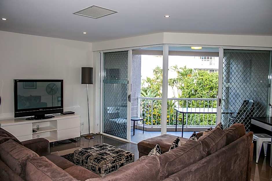 Surfers Beach Holiday Apartments