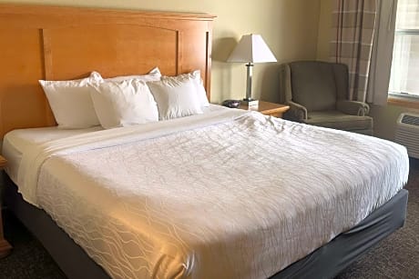 King Room with Spa Bath
