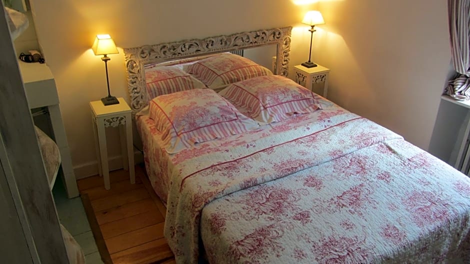 Villa le Lac - Cottage au bord du Lac d' Annecy - chambres -