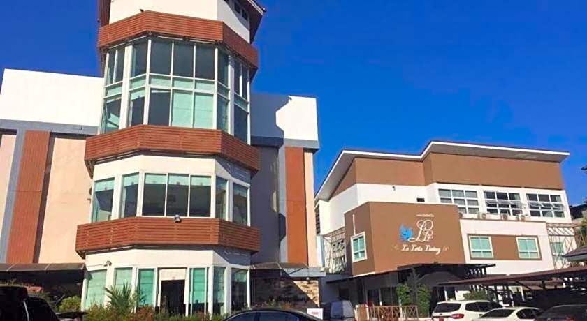 Hotel Le Lerts Living