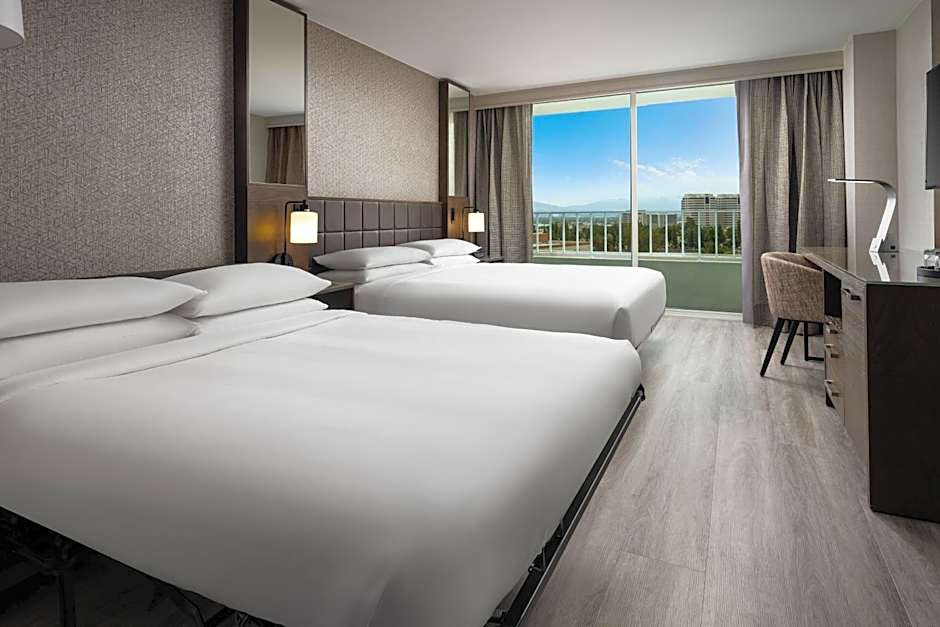 Warner Center Marriott Woodland Hills