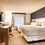 La Quinta Inn & Suites by Wyndham Danbury