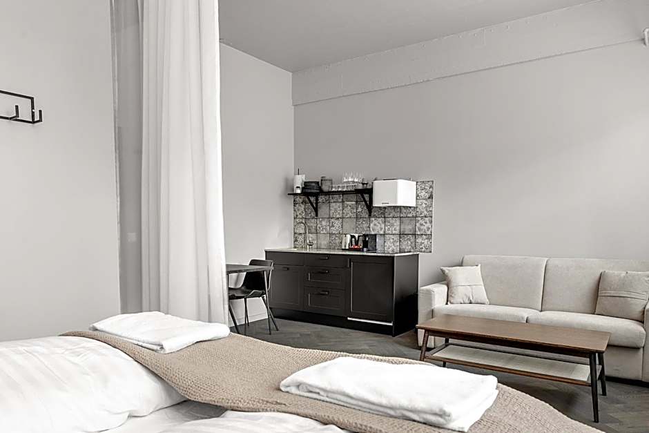 The Swan House by Heimaleiga