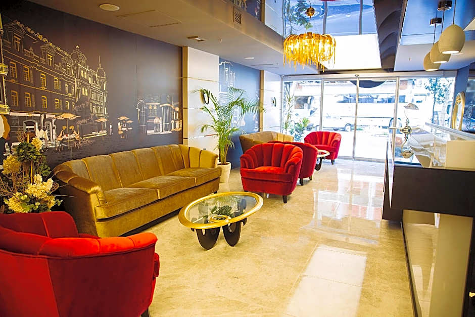 Pasaport Pier Hotel