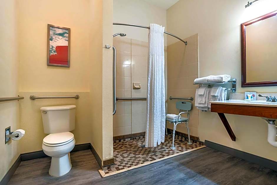 Comfort Inn & Suites Crestview