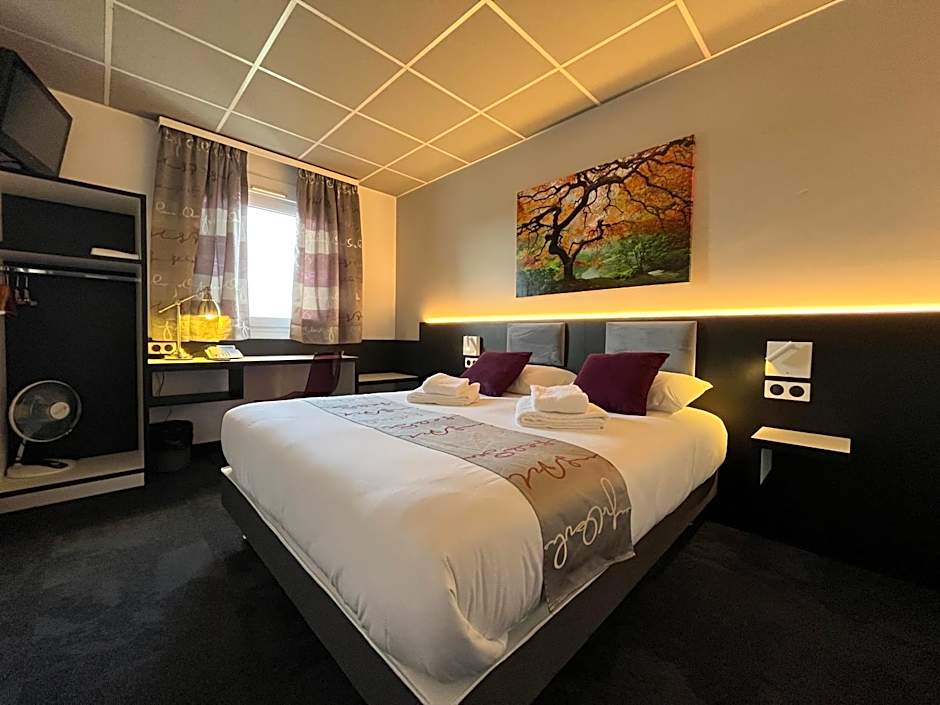 BRIT HOTEL LE VESOUL