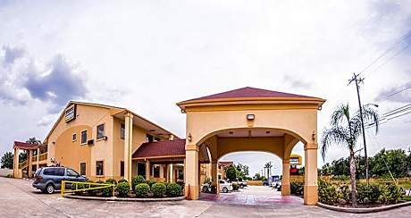 Downtowner Inn and Suites - Houston