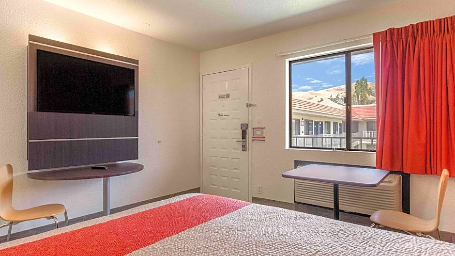 Motel 6-Fremont, CA - South