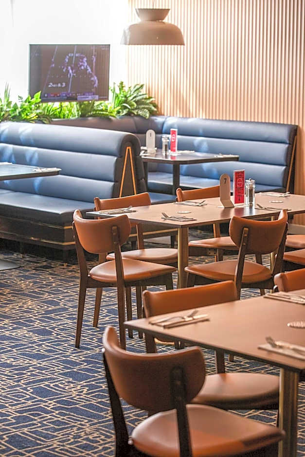 Nightcap at Rex Hotel