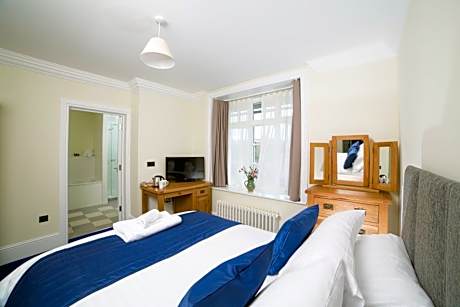 Superior Double or Twin Room with Terrace