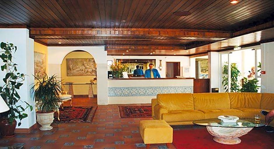 Aparthotel Calema Avenida Jardim