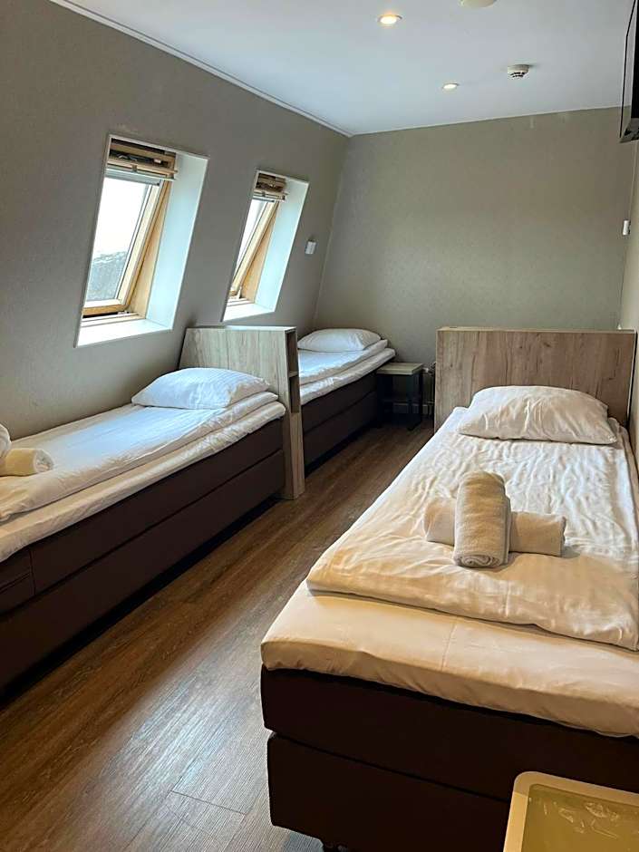 Amsterdam Downtown Hotel