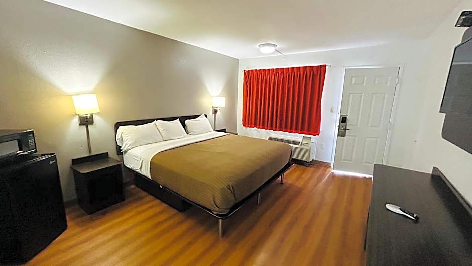 Super 7 Inn By OYO Tupelo Hwy 178