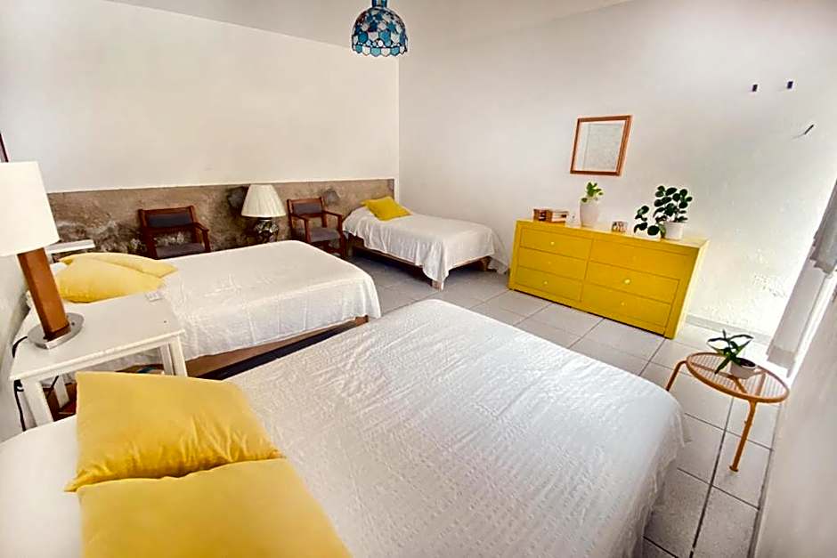 Casa Canario Hostel