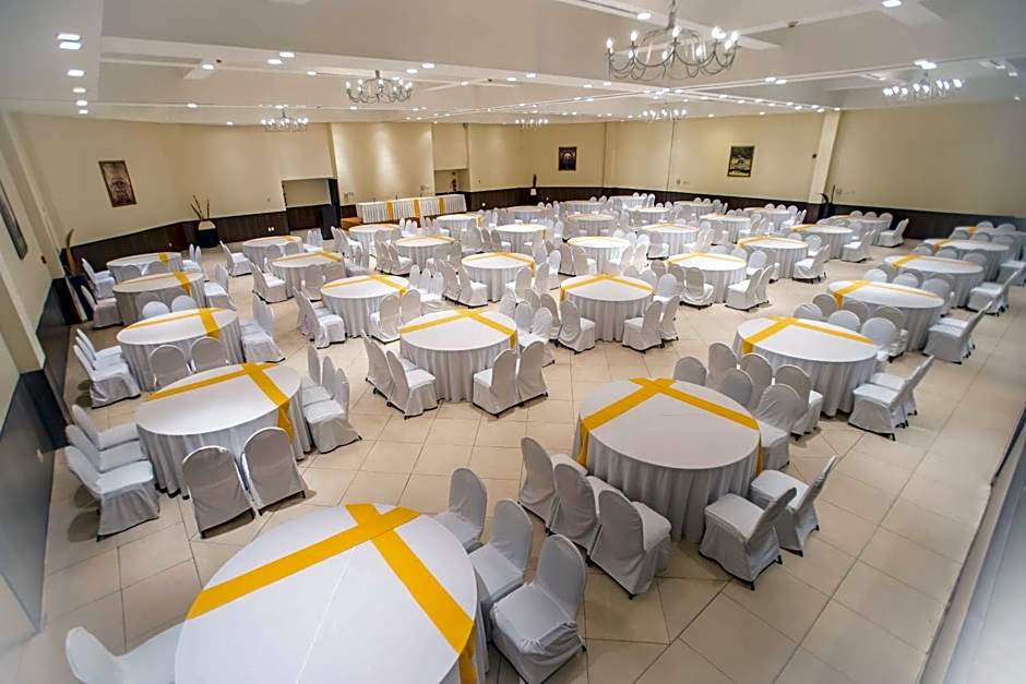 Courtyard by Marriott Puebla Las Animas