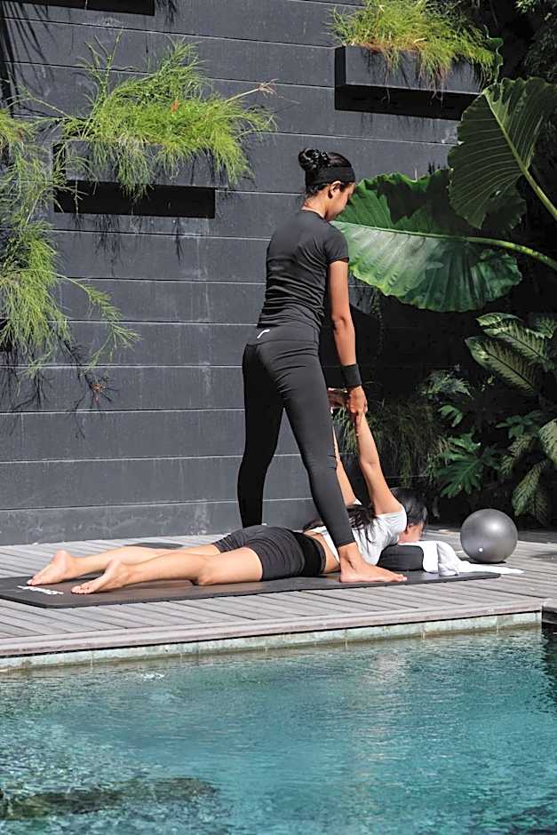 Black Villas Canggu Beach by OXO