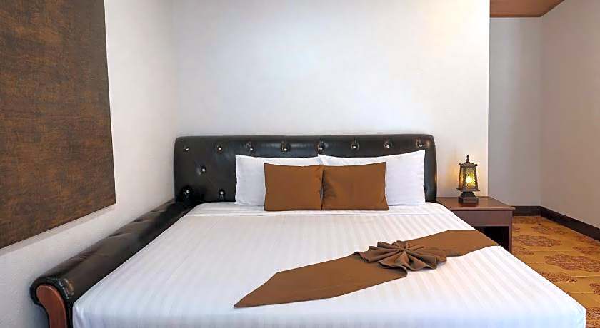 Lanta L.D. Beach Bungalows