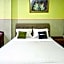 Urbanview Hotel Kharisma Banjarmasin