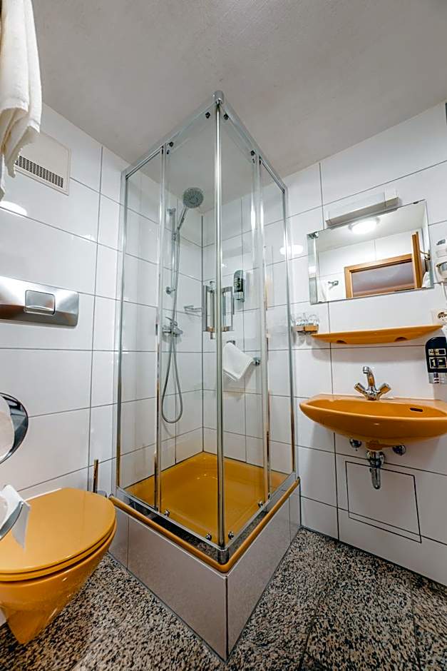 Hotel Rheinfels - Radfahrer Willkommen