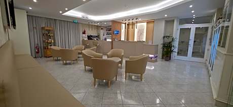 Hotel Leon - Ristorante Al Cavallino Rosso