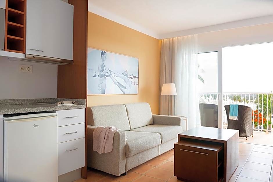 Sunprime Atlantic View Suite & Spa