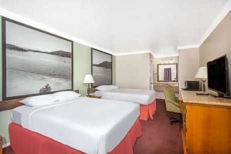 Double Room with Two Double Beds - Non-Smoking