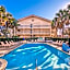 Casa Bella Inn & Suites