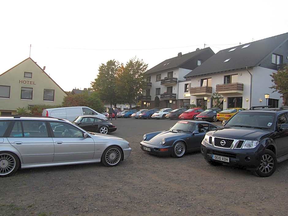 Hotel zur Burg Nurburg