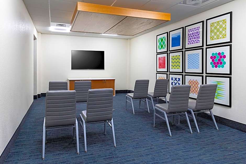 Holiday Inn Express And Suites Leander By IHG