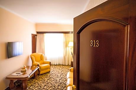 Standard Suite