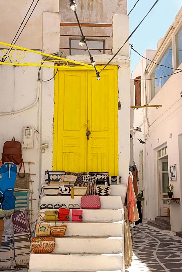 Arco Naxos Luxury Apartments