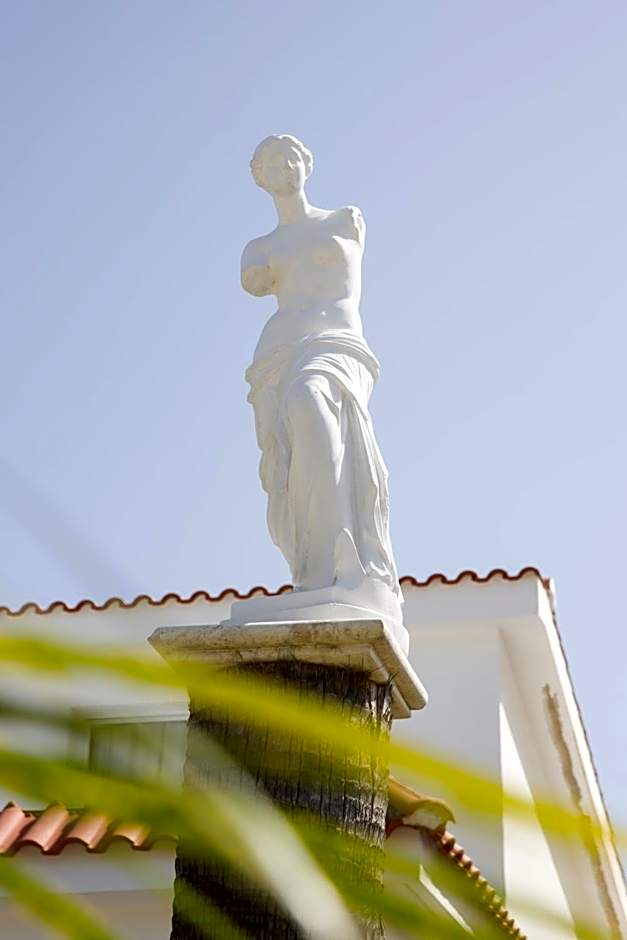 Eliofos Elegant Maisonettes