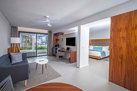 Elegance Club Plunge Pool Suite (Adults only, 18+) - Free WiFi